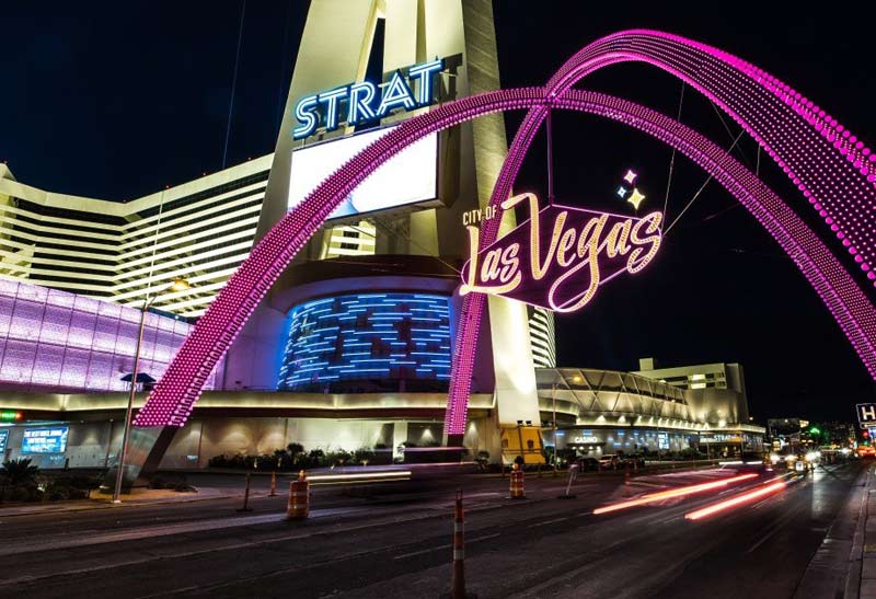 Strat Casino to create a new golf complex